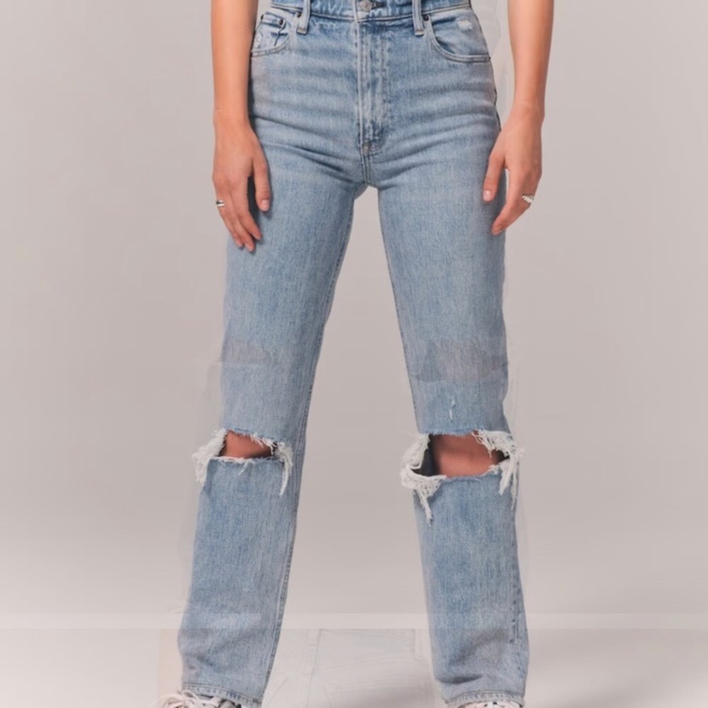 Abercrombie & Fitch The '90s Straight Ultra High Rise Jeans